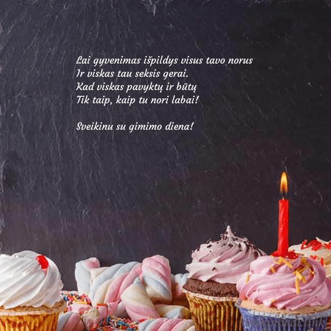 Gimtadienio atvirukas su daug keksiukų ir žvakute